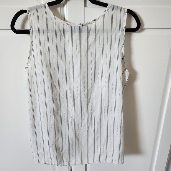 ATMOSPHERE Black and white stripped blouse, Size 8 - Picture 4 of 5